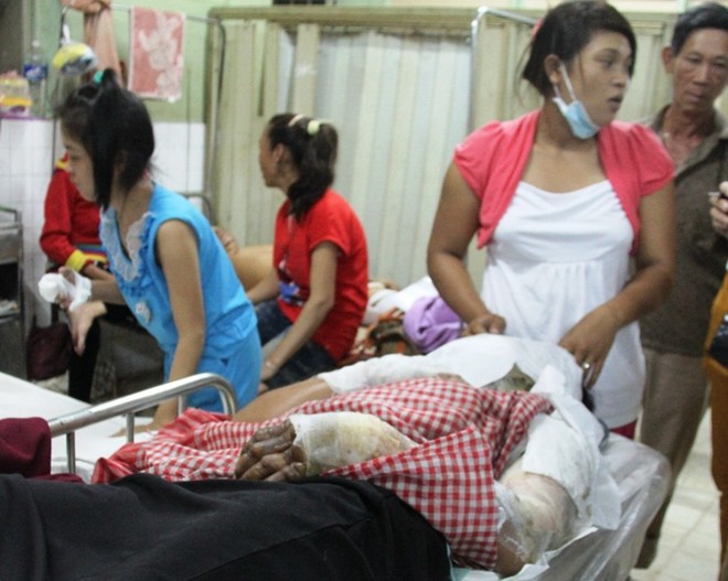 Mẹ con thiếu phụ bị tạt xăng thiêu sống trong đêm ở Đồng Nai