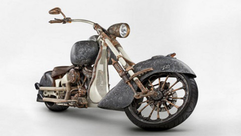 Chiếc xe máy làm từ hàng trăm kilogam vàng đắt nhất thế giới