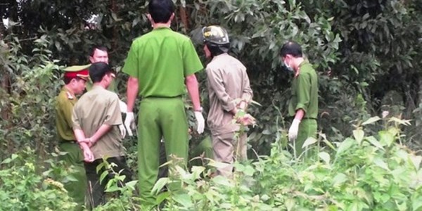 Phát hiện thi thể phụ nữ nghi dùng xăng tự thiêu