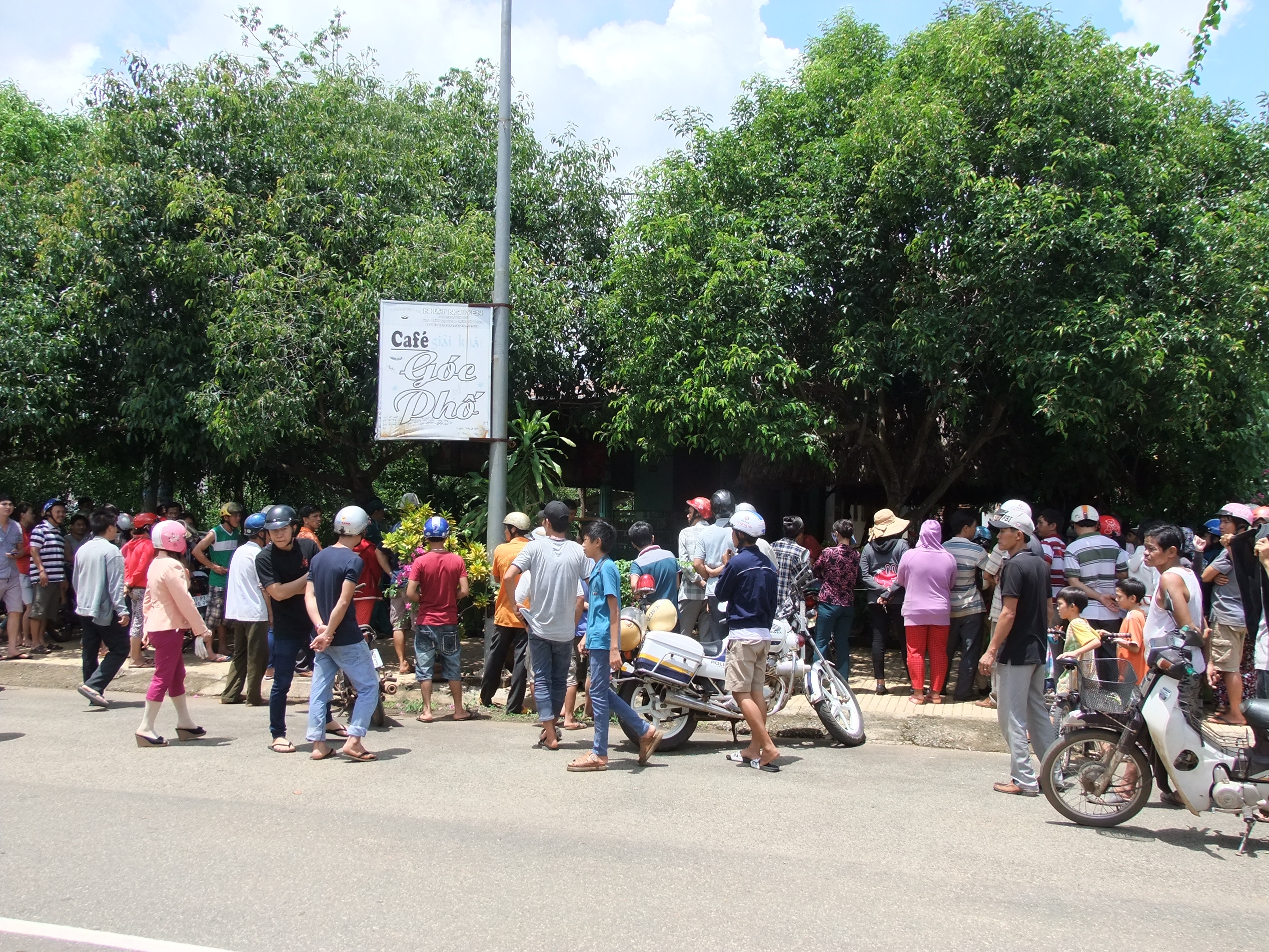 Kẻ cướp tài sản sát hại hai mẹ con cùng lúc