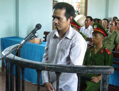 Thấy trâu mang thai đôi nghi vợ ngoại tình