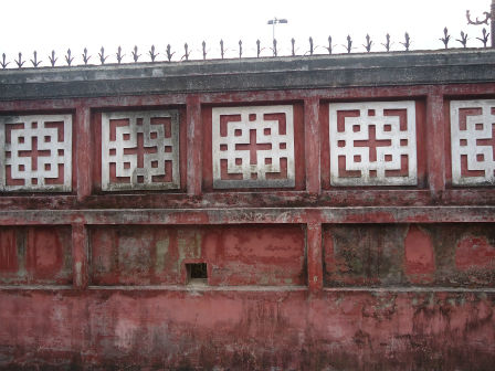 Ông lão 13 lần đi thi ĐH chỉ để tìm lại người yêu cũ Ông lão 13 lần đi thi ĐH chỉ để tìm lại người yêu cũ