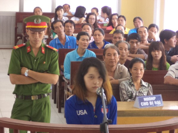 Giết xe ôm, 'sát thủ' đồng tính lĩnh án 12 năm tù