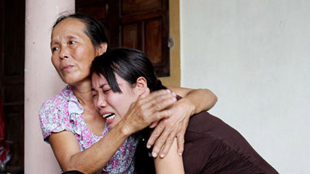 Bé trai 2 tuổi chết tại bệnh viện sau khi tiêm