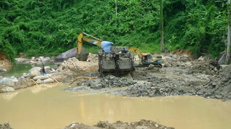 Đà Nẵng lại sục sôi sau tin đồn trúng hàng chục kilogam vàng Đà Nẵng lại sục sôi sau tin đồn trúng hàng chục kilogam vàng