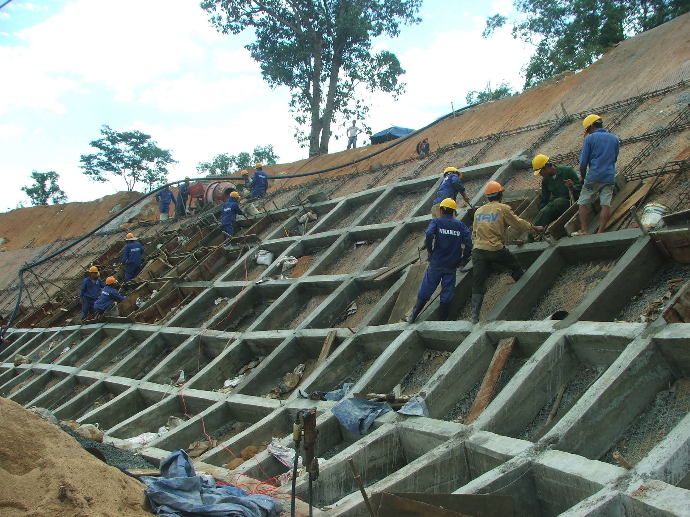  Giảm đầu tư hơn 3.600 tỉ đồng xây dựng hầm đường bộ Đèo Cả