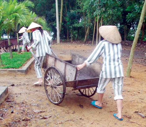 Truy bắt phạm nhân trốn tù: Vỏ quýt dày và móng tay nhọn