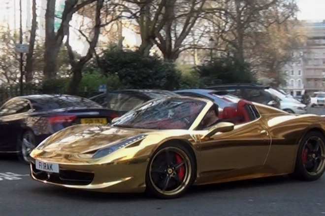 Dàn siêu xe chói lọi 