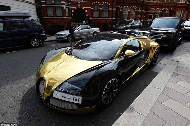 Dàn siêu xe chói lọi 