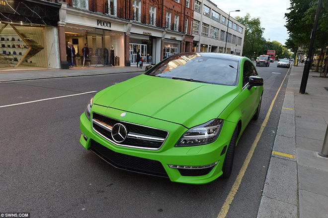 Dàn siêu xe chói lọi 