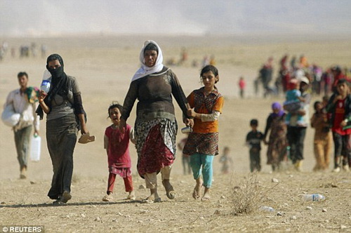 Lời kể kinh hoàng của thiếu nữ Iraq bị IS bắt làm nô lệ tình dục Lời kể kinh hoàng của thiếu nữ Iraq bị IS bắt làm nô lệ tình dục