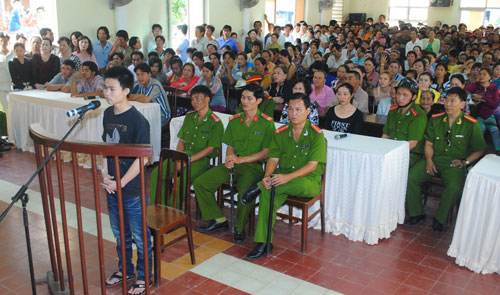 Thiếu tiền trả nợ nam thanh niên giết bạn, đốt xác phi tang