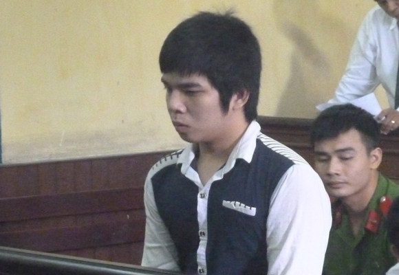 Xử “người tình online” bằng búa đinh, cướp tài sản Xử “người tình online” bằng búa đinh, cướp tài sản