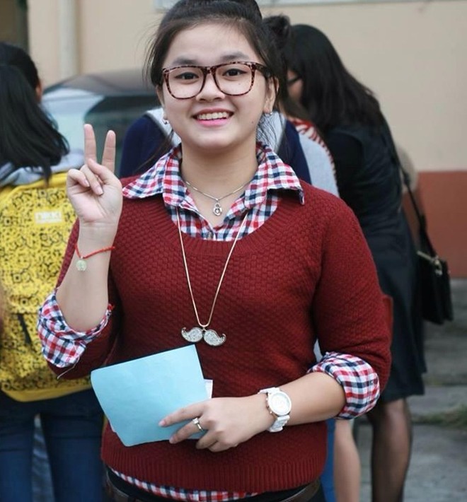 Nhan sắc trước và sau khi giảm 30 kg của nữ sinh Báo chí Nhan sắc trước và sau khi giảm 30 kg của nữ sinh Báo chí