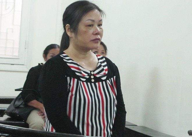 Đường vào tù của nữ công an sau khi bị đuổi khỏi ngành