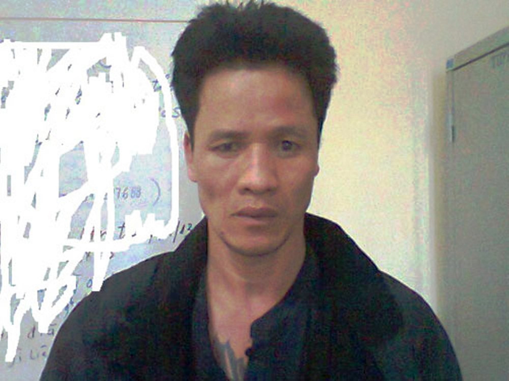 (báo giấy)Chặt đứt nhóm bảo kê “than phỉ” ở đất mỏ..... (báo giấy)Chặt đứt nhóm bảo kê “than phỉ” ở đất mỏ.....