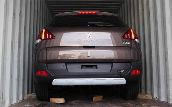 Peugeot 3008 và RCZ cập cảng Sài Gòn