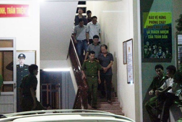 Trưởng Trạm kiểm lâm nhận hối lộ có thể chịu mức án 20 năm tù