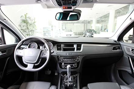 Peugeot 208 và Peugeot 508 có giá bán chính thức tại Việt Nam