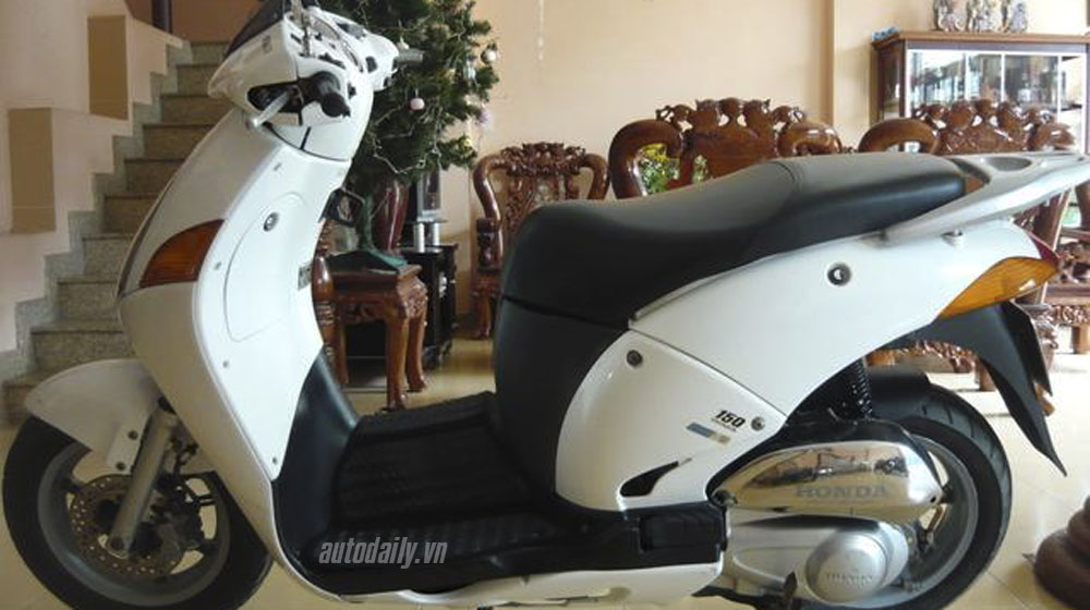 3 mẫu xe ga “sang chảnh” giá dưới 15 triệu đồng ở Việt Nam 3 mẫu xe ga “sang chảnh” giá dưới 15 triệu đồng ở Việt Nam