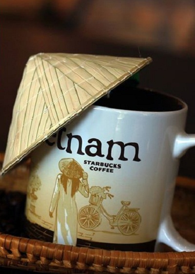 Khám phá bên trong quán cà phê Starbucks đầu tiên ở Hà Nội