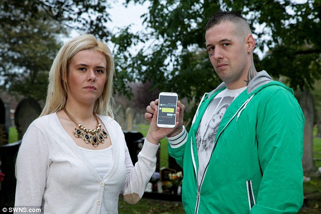 Hoảng sợ khi nhận được tin nhắn điện thoại từ người chết