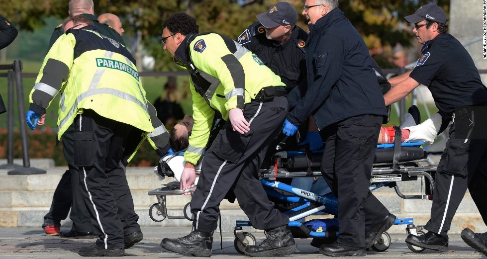 Hiện trường vụ xả súng kinh hoàng ở tòa nhà Quốc hội Canada