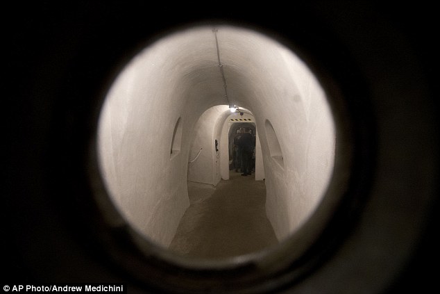 Khám phá căn hầm trú ẩn tuyệt mật của trùm phát xít Mussolini