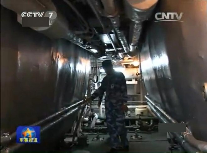 Ảnh hiếm bên trong tàu sân bay Liêu Ninh