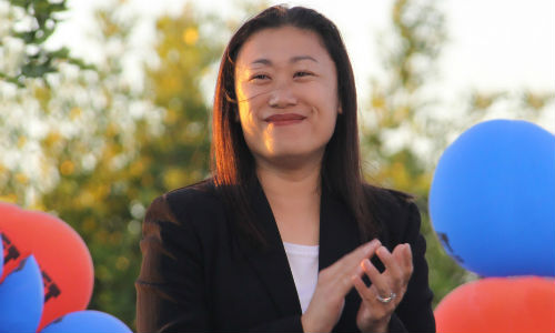 Chân dung người phụ nữ gốc Việt giành ghế ở thượng viện Mỹ 