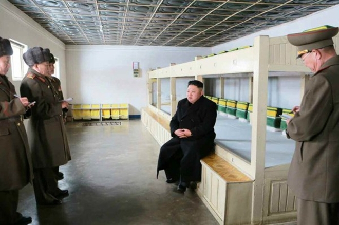 Nhà lãnh đạo Kim Jong-un hướng dẫn huấn luyện mùa đông