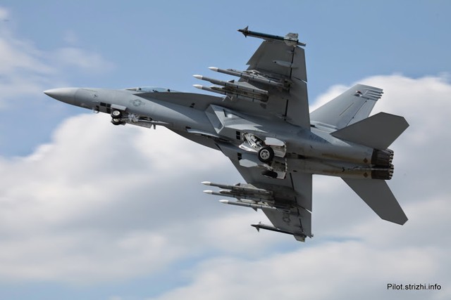 Dàn chiến đấu cơ Nga lép vế tại triển lãm Farnborough 2014