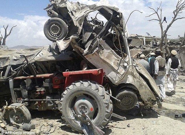 Đánh bom tự sát thảm khốc ở Afghanistan, 89 người thiệt mạng