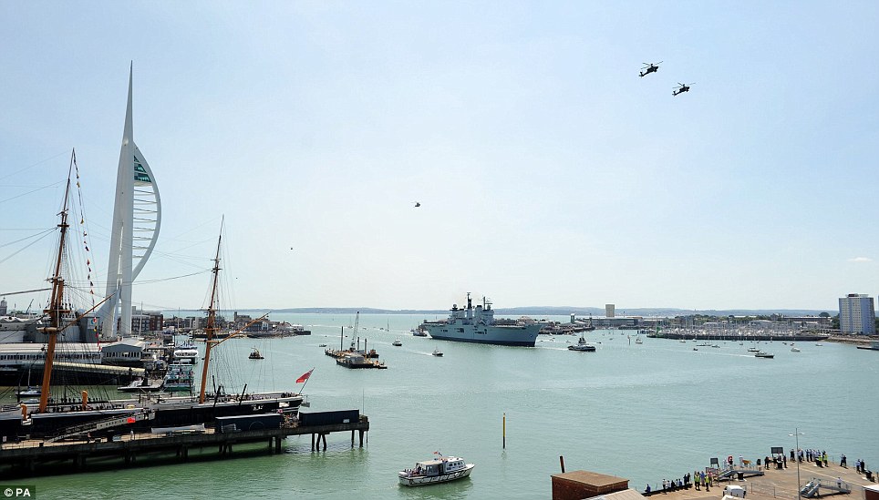 Hải quân Anh đưa tàu sân bay HMS Illutrious vào viện bảo tàng Hải quân Anh đưa tàu sân bay HMS Illutrious vào viện bảo tàng