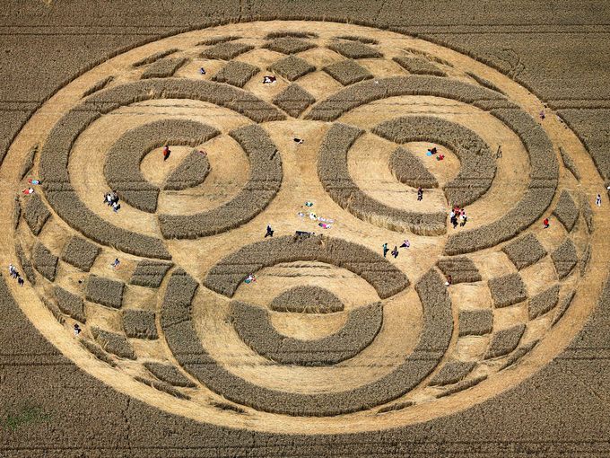 Vòng tròn kỳ lạ thu hút hàng ngàn lượt khách du lịch ở Đức