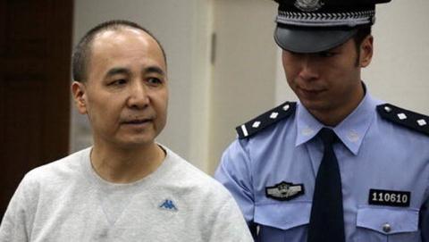 Trung Quốc tử hình quan chức đường sắt Côn Minh tham nhũng