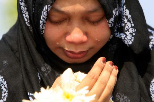 Malaysia tổ chức quốc tang, các nạn nhân MH17 trở “về nhà”  