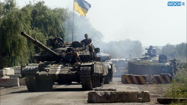 Thêm máy bay Su-25 bị bắn rơi, quân đội Ukraina tiến sát Donetsk