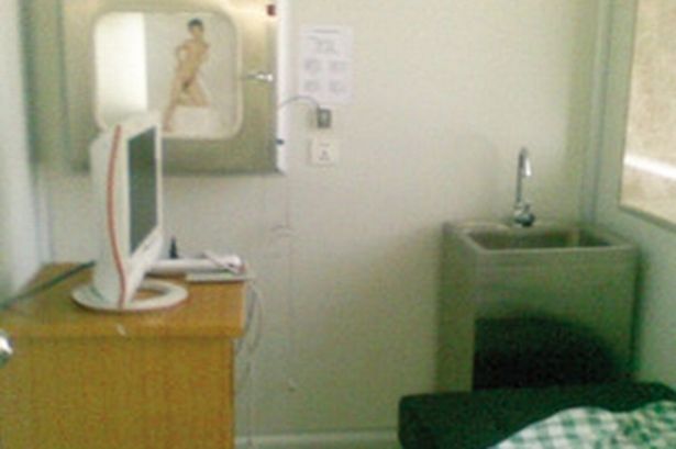 Sinh viên Trung Quốc chết đột tử ở ngân hàng tinh trùng Sinh viên Trung Quốc chết đột tử ở ngân hàng tinh trùng