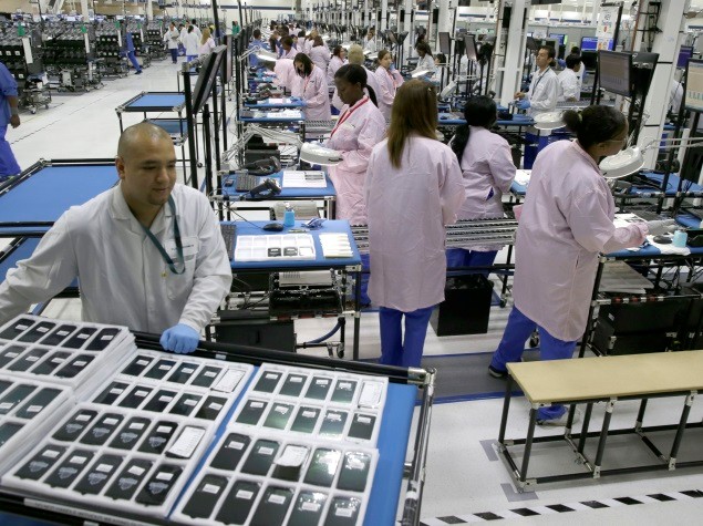 Lao động nước ngoài làm việc 'như nô lệ' ở Malaysia  