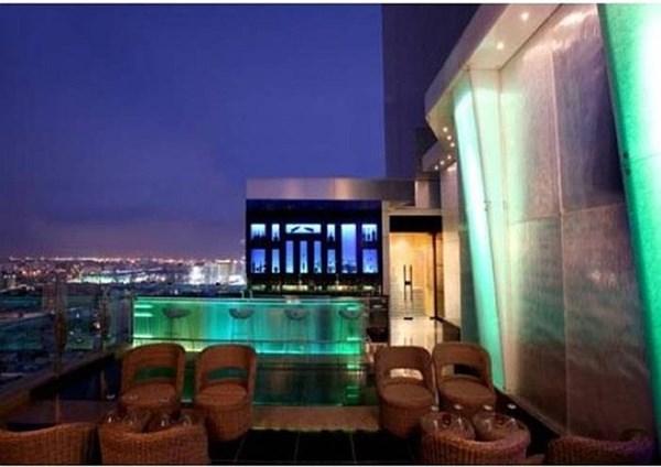 Bên trong đất nước có thu nhập đầu người 1,8 tỷ đồng