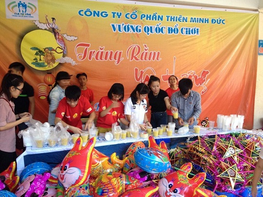 Trung thu đến sớm với bệnh nhi và trẻ em miền núi
