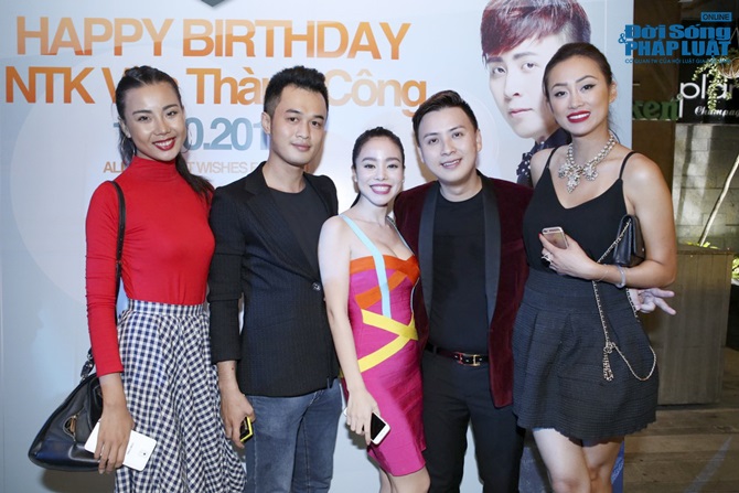 Dàn sao dự sinh nhật NTK Văn Thành Công