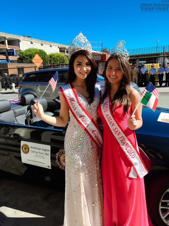 Hoa hậu Jennifer Chung cùng hoa hậu San Francisco diễu hành 