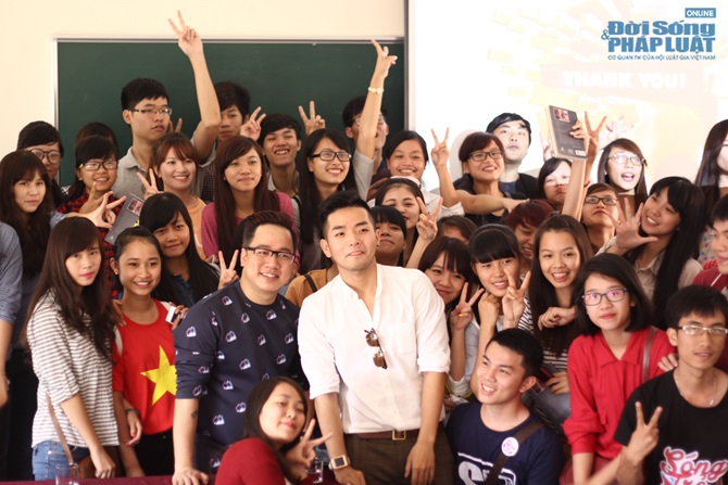 Phạm Hồng Phước tri ân khán giả sau thời gian 