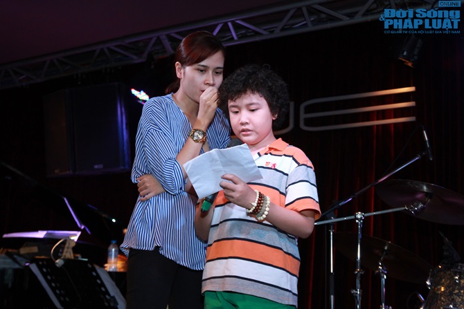 Chung kết Giọng Hát Việt Nhí: Dũng sĩ đấu bò tót Hoàng Anh 