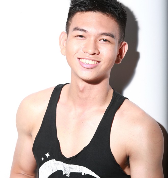 9X gầy gò tăng gần 20 kg sau khi bị người yêu bỏ 9X gầy gò tăng gần 20 kg sau khi bị người yêu bỏ