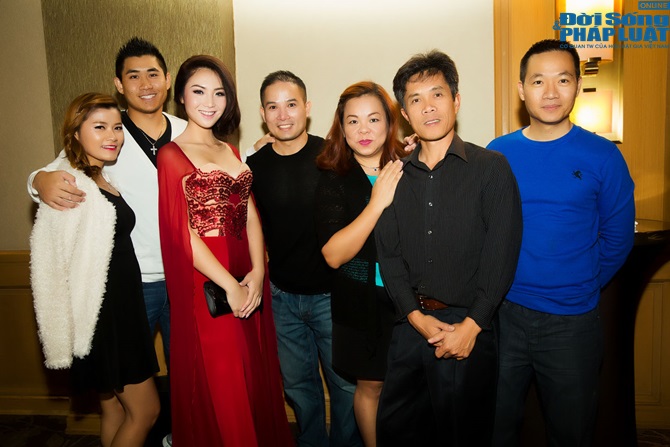 Hoa hâu châu Jennifer Chung hội ngộ dàn ca sĩ nỗi tiếng hải ngoại