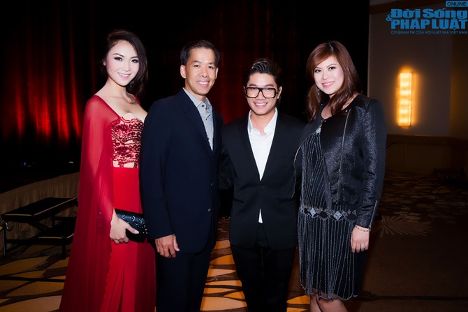 Hoa hâu châu Jennifer Chung hội ngộ dàn ca sĩ nỗi tiếng hải ngoại