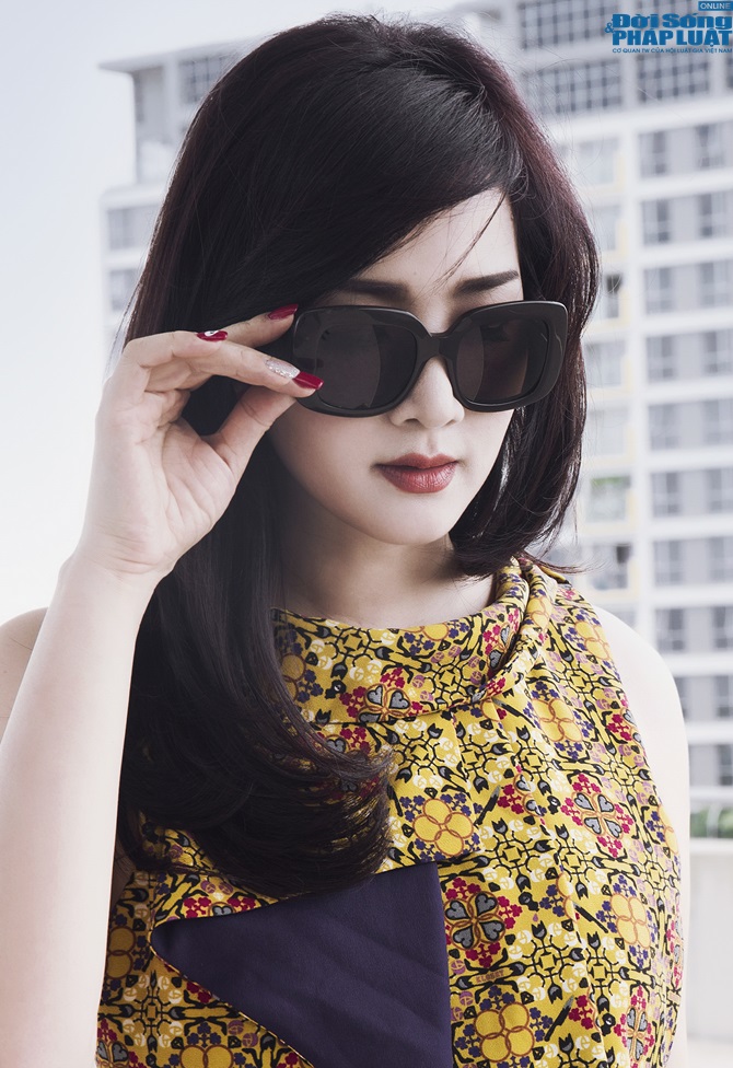 Hoa hậu Giáng My khoe vẻ trẻ trung, năng động